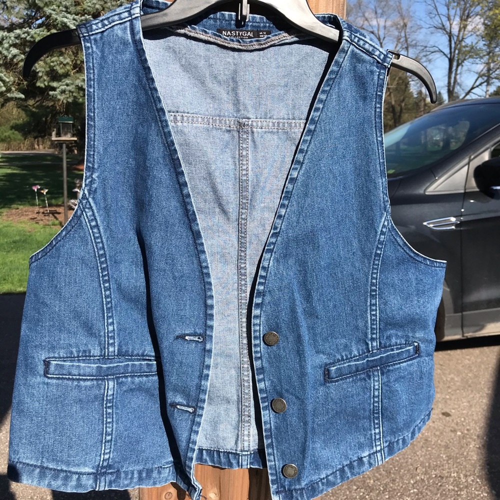 edgy nasty gal jean vest